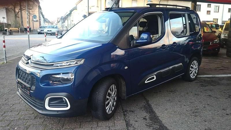Blau Gebraucht 2019 Citroën Berlingo Van / Kleinbus | 11.800 € (Guter Preis) - Bild 1/4