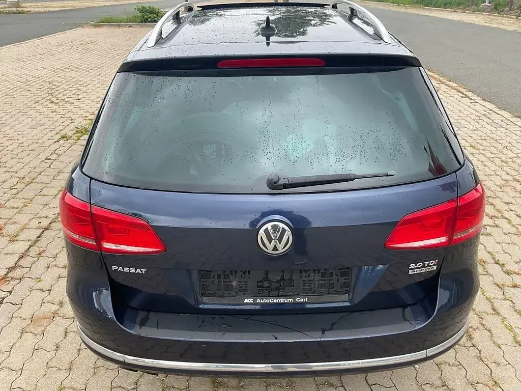 Gebraucht VW Passat Exclusive 170 PS (125 kW) 2012 Blau Kombi