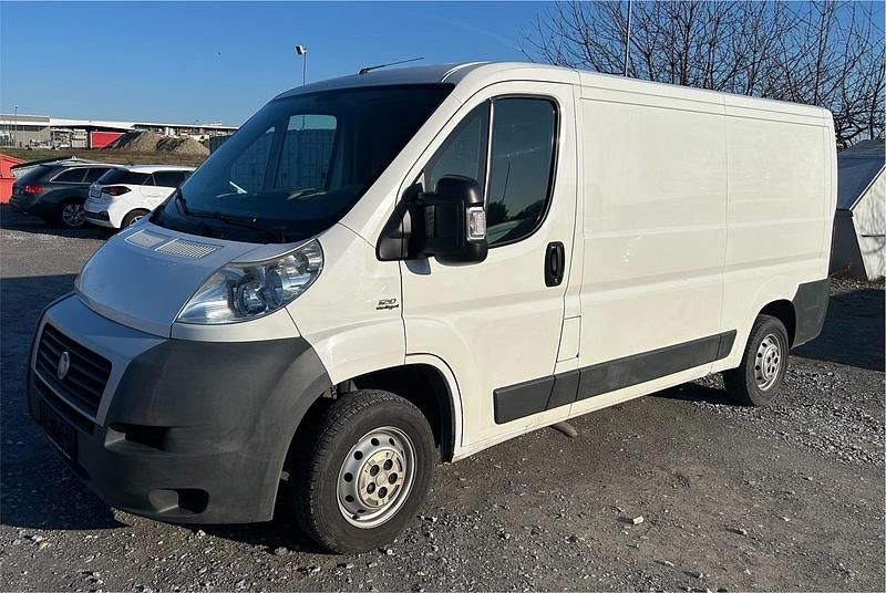 Gebraucht Fiat Ducato 120 PS (88 kW) 2008 Weiß Van