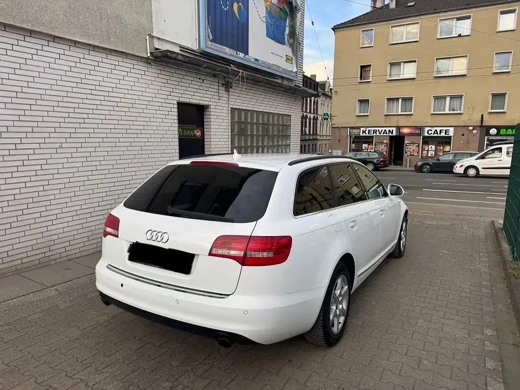 Gebraucht Audi A6 Advanced 170 PS (125 kW) 2011 Weiß Kombi