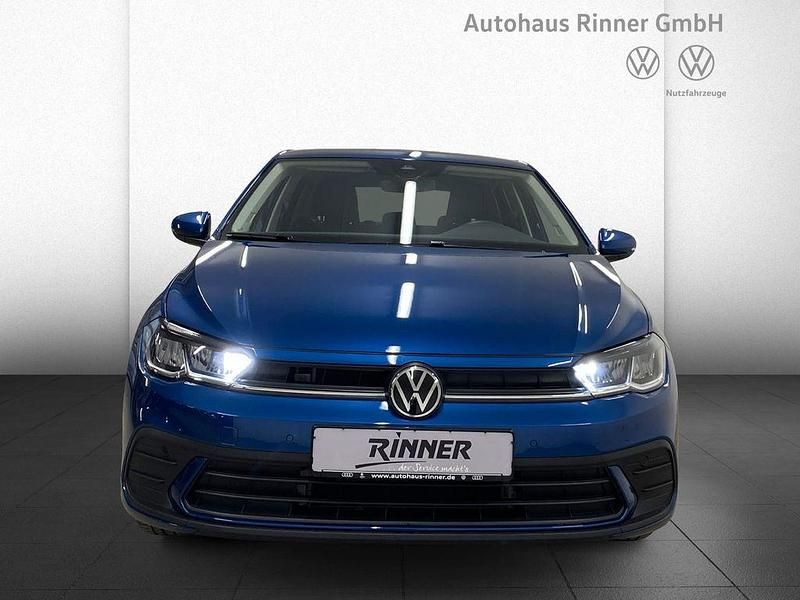 Gebraucht VW Polo Move 95 PS (69 kW) 2024 Blau Kleinwagen