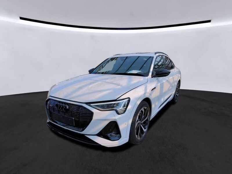 Gletscherweiß metallic Gebraucht 2021 Audi e-tron Sportback S-Line SUV | 36.945 € (Etwas zu teuer) - Bild 1/4