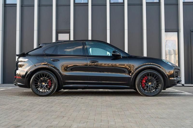 Gebraucht Porsche Cayenne 460 PS (338 kW) 2022 Schwarz SUV