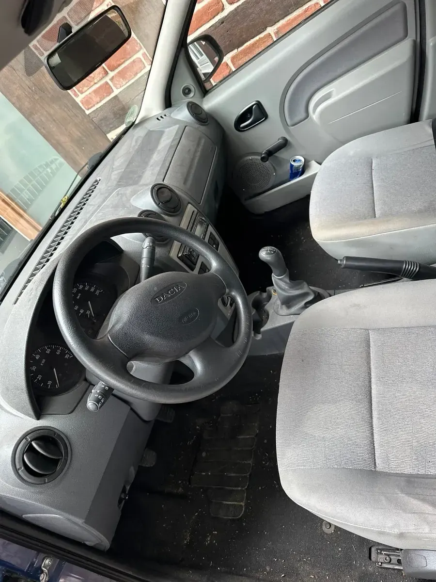 Używany Dacia Logan 75 KM (55 kW) 2009 Niebieski Sedan/Limuzyna