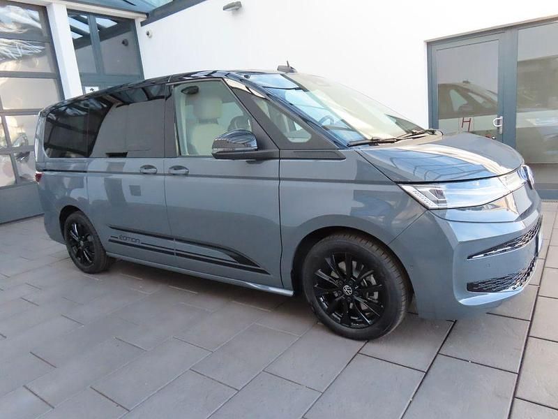 Neu VW Multivan Life 150 PS (110 kW) 2026 Grau Van