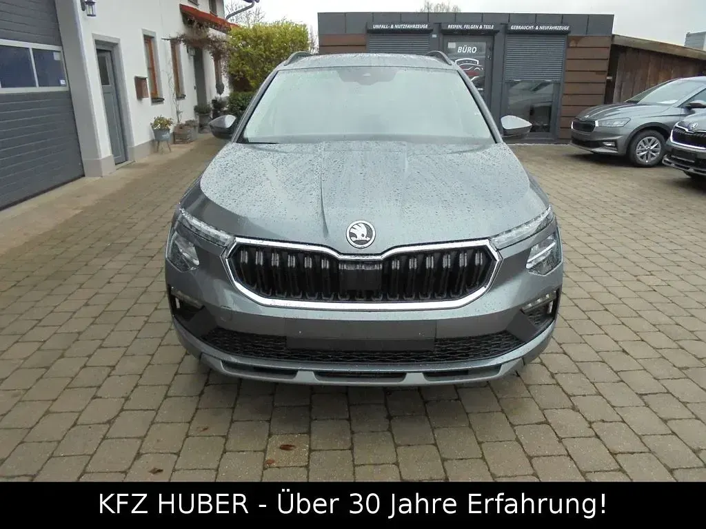 Neu Skoda Kamiq Selection 116 PS (85 kW) 2026 Grau SUV