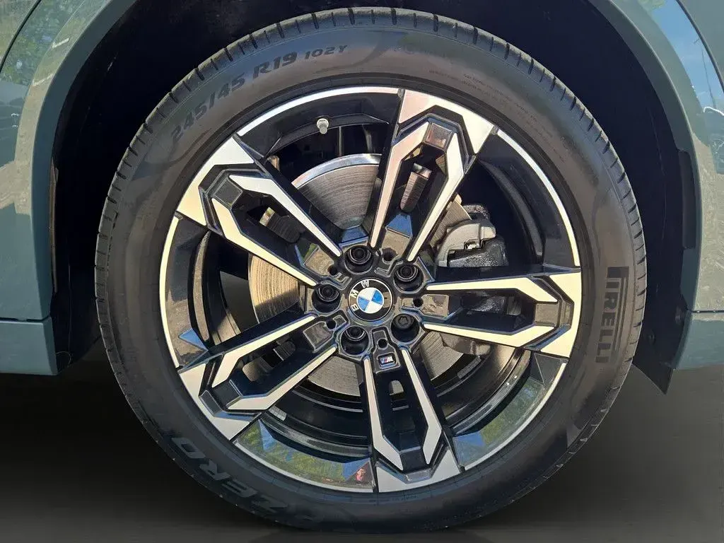 Gebraucht BMW X2 Performance 156 PS (114 kW) 2025 Grün SUV