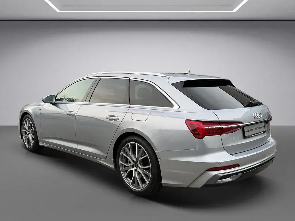 Gebraucht Audi A6 S-Line 299 PS (219 kW) 2024 Florettsilber Kombi
