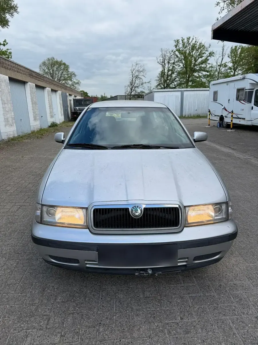Occasion Skoda Octavia 105 ch (77 kW) 2000 Argent Break