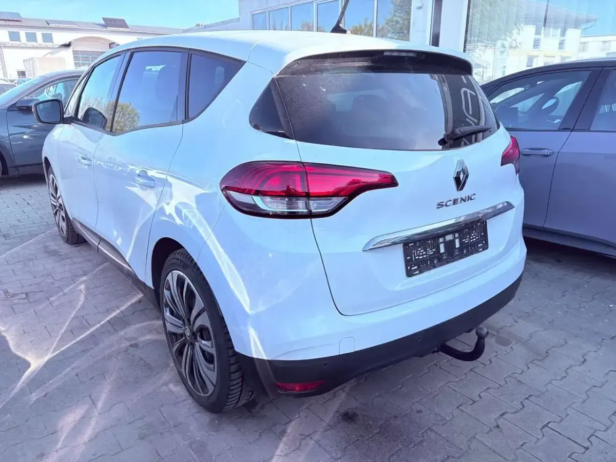 Usata Renault Scenic E-Tech Business 116 CV (85 kW) 2021 Bianco Monovolume
