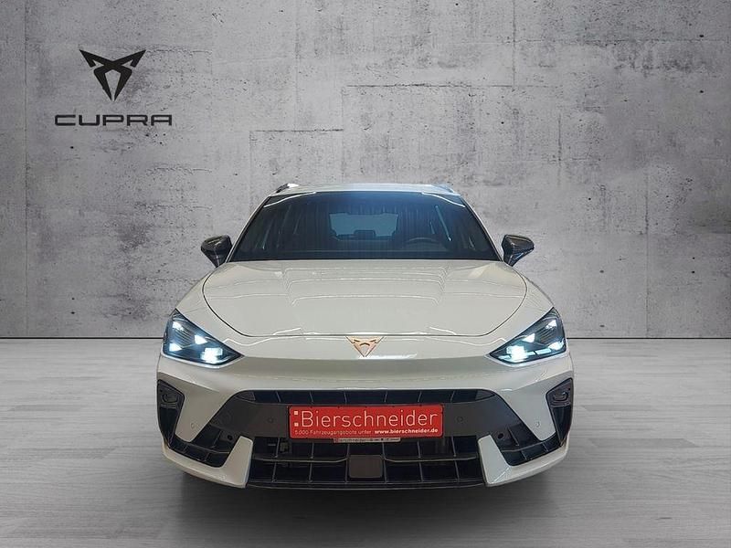 Gebraucht Cupra Leon 150 PS (110 kW) 2024 Weiss Kombi