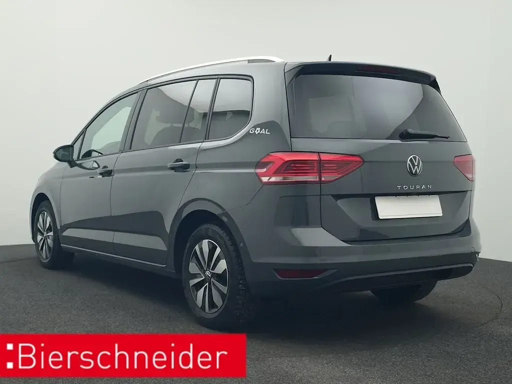 Gebraucht VW Touran Comfortline 150 PS (110 kW) 2025 Grau Van / Kleinbus