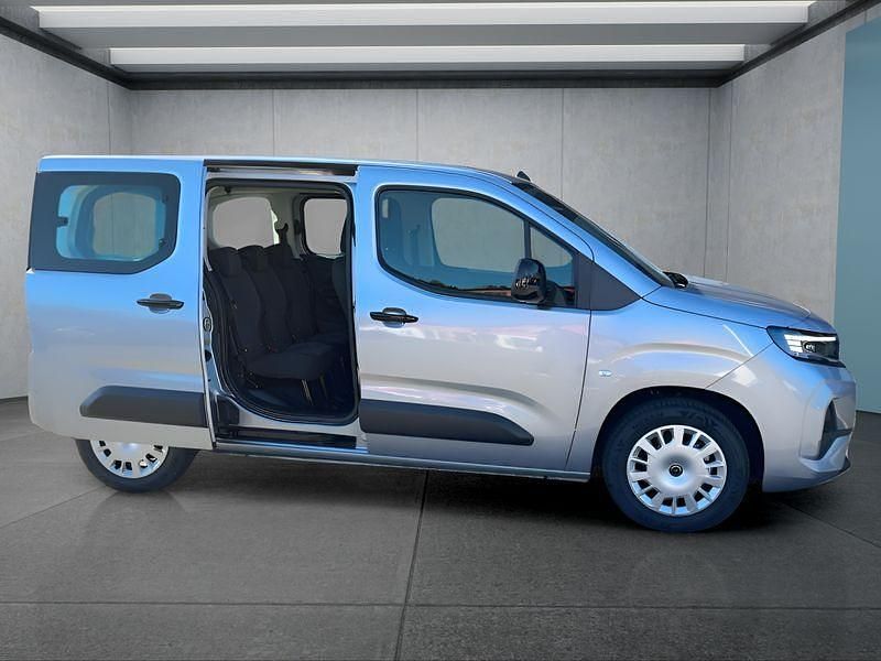 Nowe Opel Combo 110 KM (80 kW) 2026 Szary Minivan
