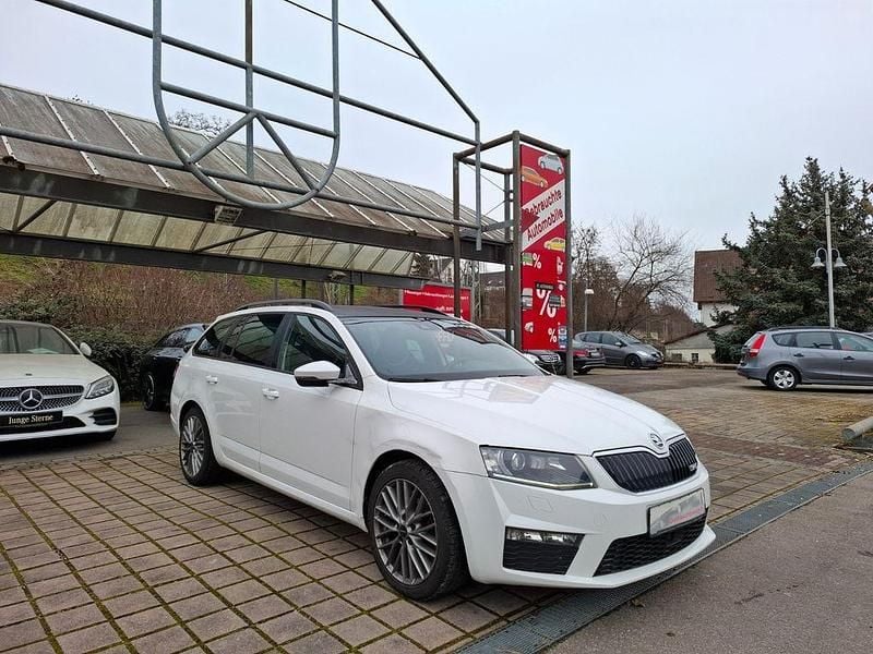 Gebraucht Skoda Octavia RS 184 PS (135 kW) 2015 Weiß Kleinwagen