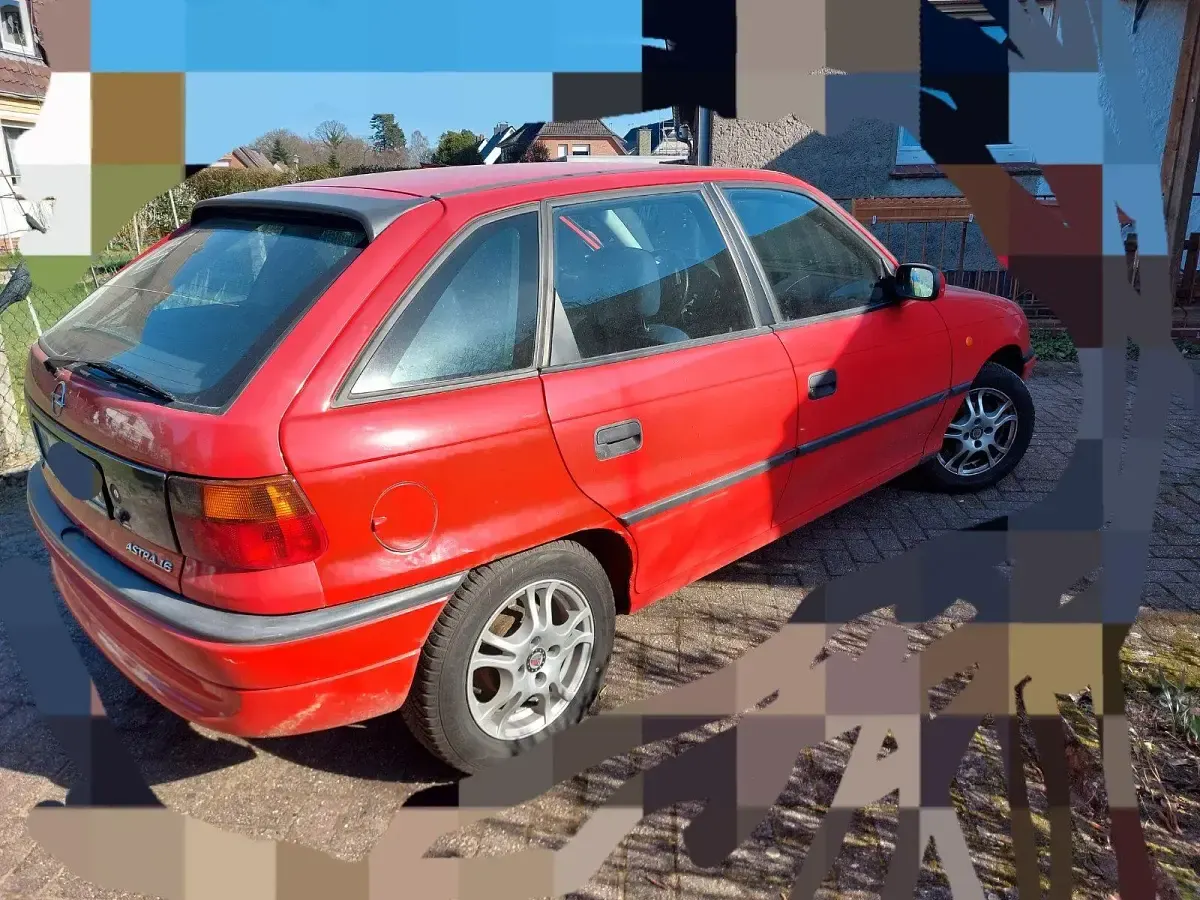 Gebraucht Opel Astra 75 PS (55 kW) 1998 Rot Kleinwagen