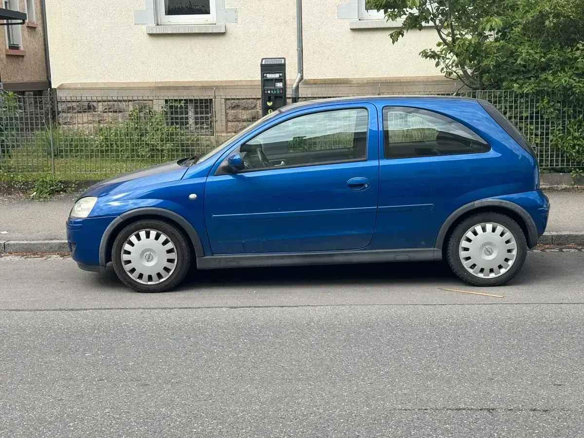 Gebraucht Opel Corsa 80 PS (58 kW) 2005 Blau Kleinwagen