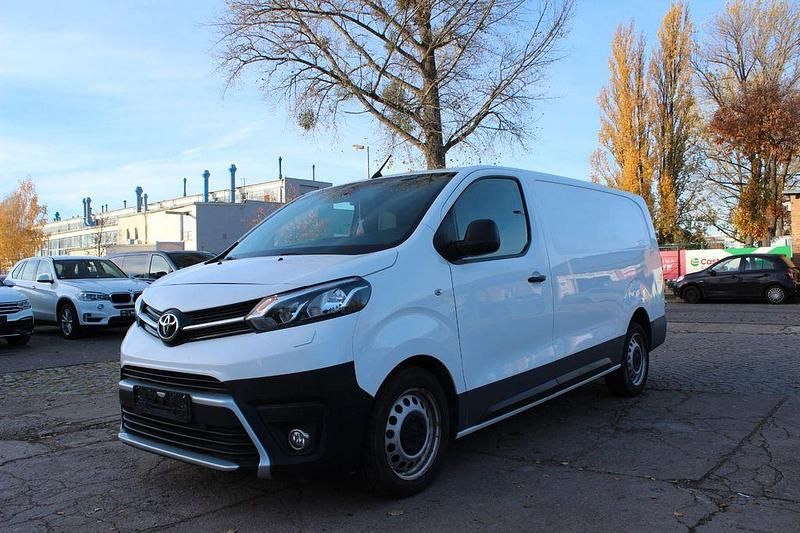 Weiß Gebraucht 2019 Toyota Proace Van | 12.700 € (Guter Preis) - Bild 1/4