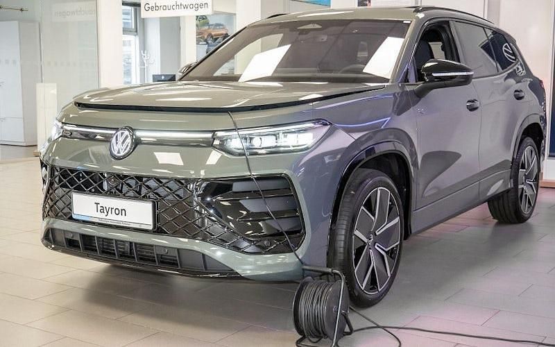 Neu VW Tayron R-line 204 PS (150 kW) 2025 Grün SUV