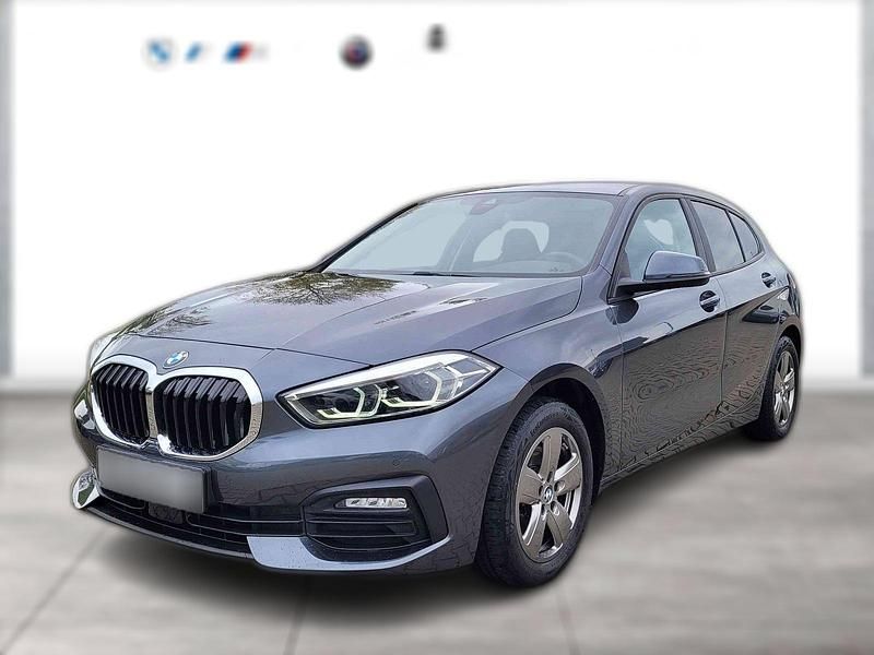 Metallic Gebraucht 2021 BMW 118 Advantage Kleinwagen | 20.850 € (Fairer Preis) - Bild 1/4