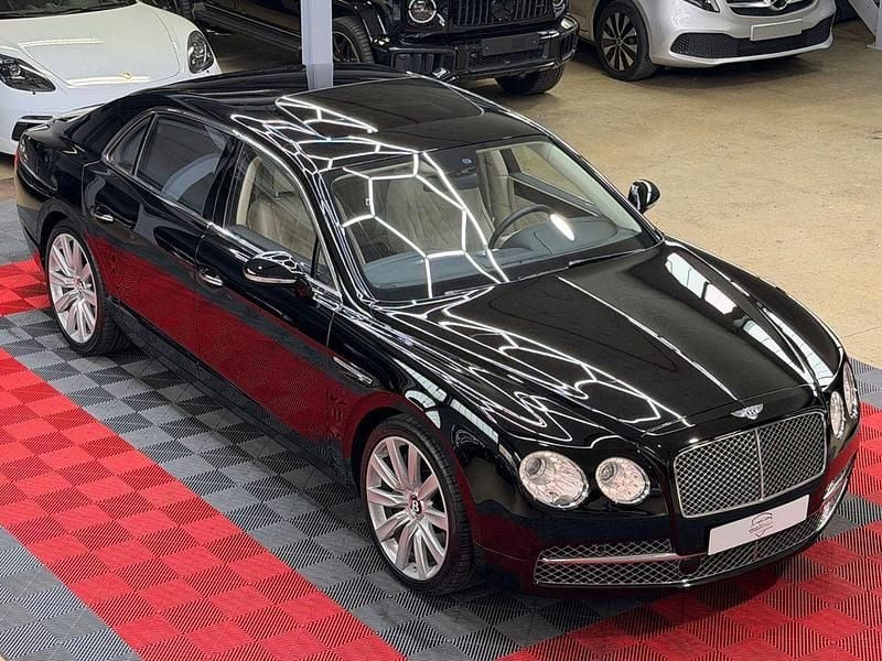 Gebraucht Bentley Flying Spur Mulliner 625 PS (459 kW) 2014 Schwarz Limousine