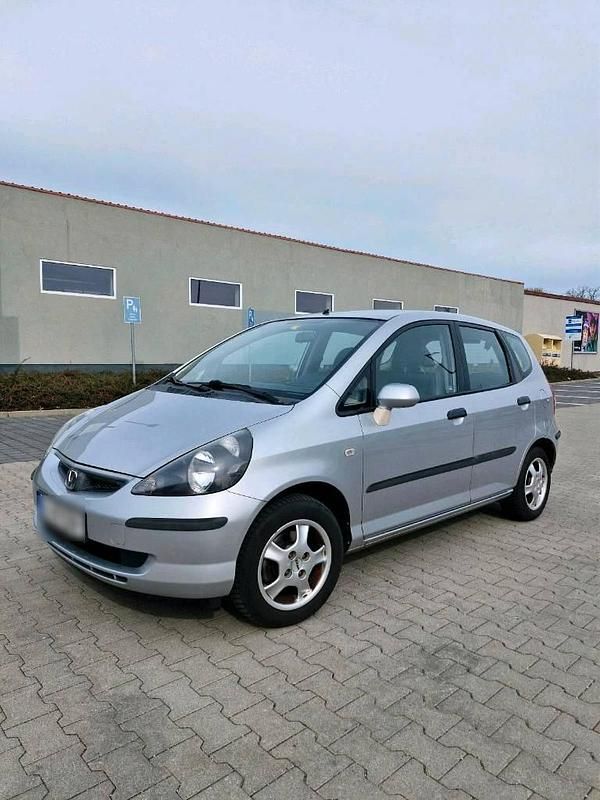Gebraucht Honda Jazz LS 83 PS (61 kW) 2004 Silber Kleinwagen