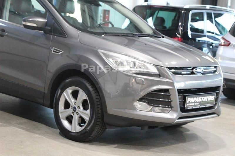 Gebraucht Ford Kuga Titanium 150 PS (110 kW) 2014 Grau SUV