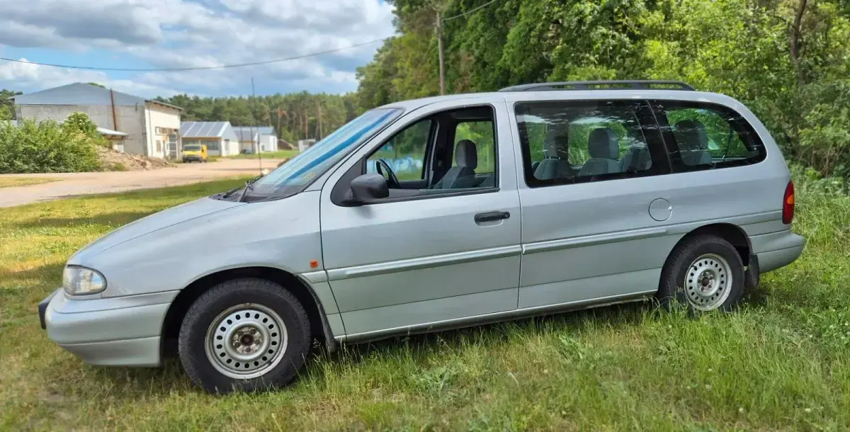 Gebraucht Ford Windstar 148 PS (108 kW) 1996 Silber Van / Kleinbus