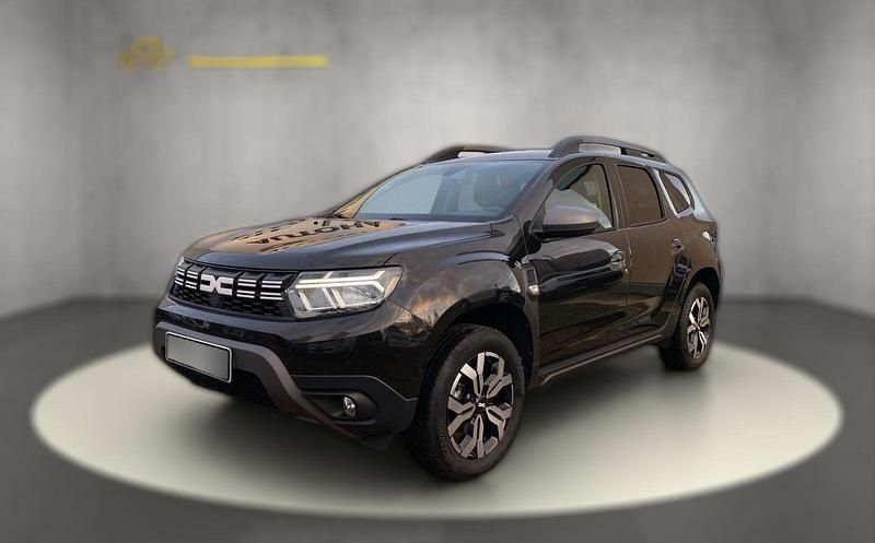 Schwarz metallic Gebraucht 2023 Dacia Duster Journey | 21.580 € (Fairer Preis) - Bild 1/1