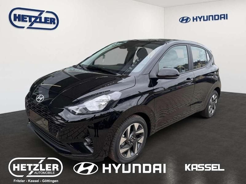Phantom black / met Neu 2025 Hyundai i10 Trend Kleinwagen | 21.990 € (Teuer) - Bild 1/4