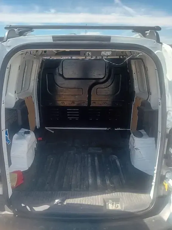 Gebraucht Ford Courier 101 PS (74 kW) 2020 Weiß Van / Kleinbus