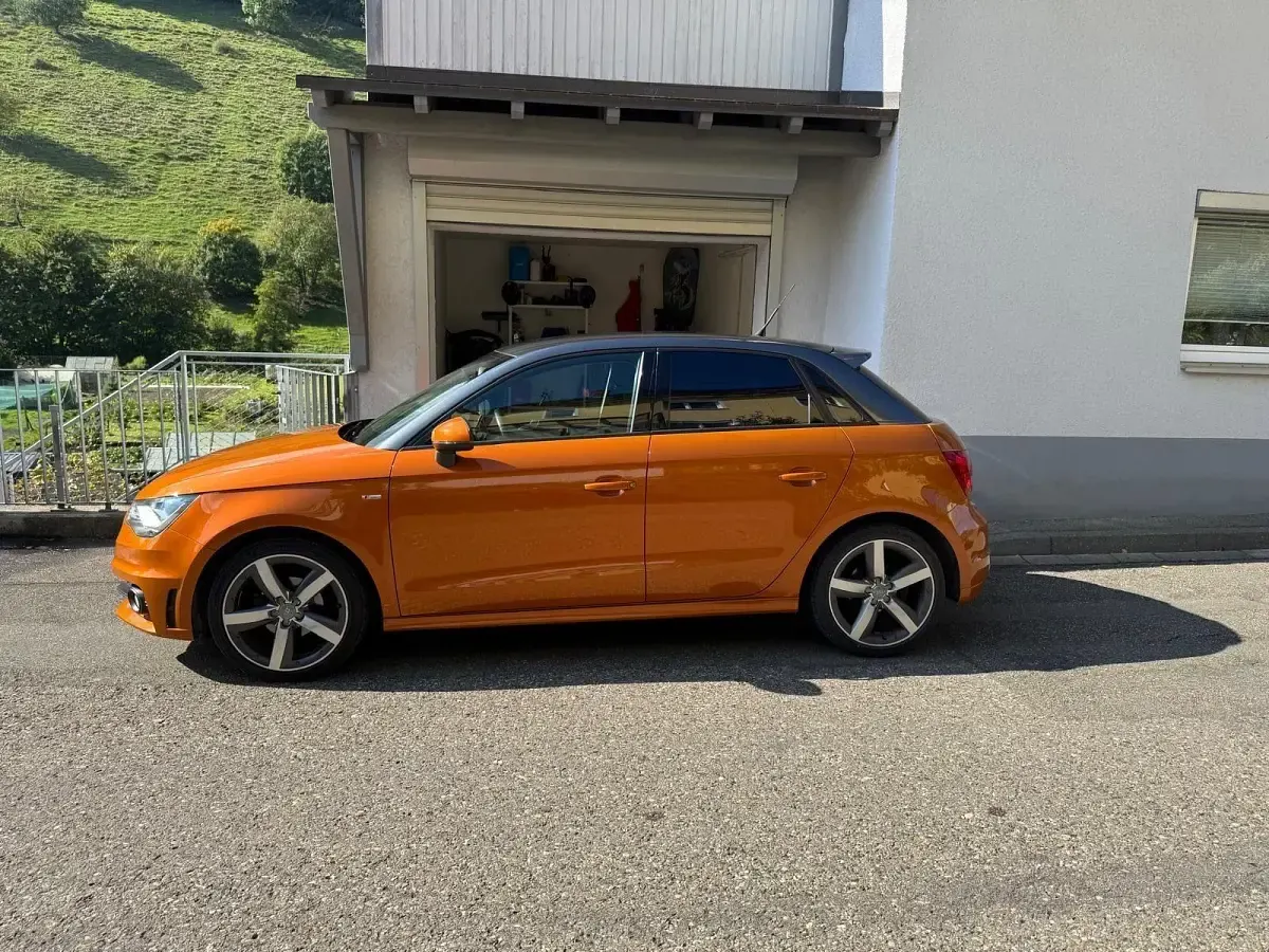 Gebraucht Audi A1 Sportback S-Line 86 PS (63 kW) 2015 Orange Kleinwagen