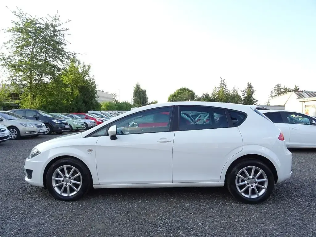 Gebraucht Seat Leon Stylance 125 PS (91 kW) 2009 Weiß Kleinwagen