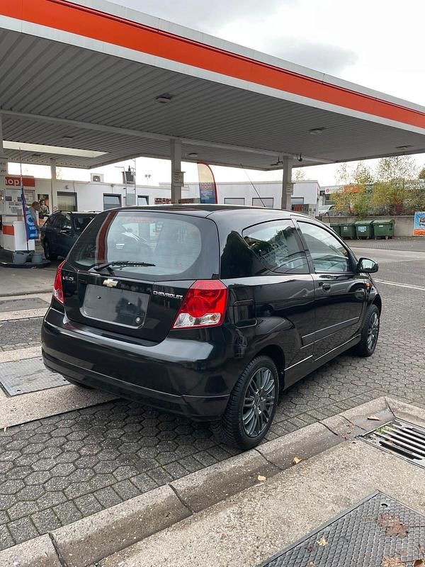 Gebraucht Chevrolet Kalos 72 PS (52 kW) 2005 Schwarz Kleinwagen