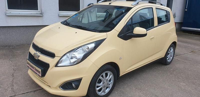 Gelb Gebraucht 2014 Chevrolet Spark LT Kleinwagen | 5.300 € (Etwas zu teuer) - Bild 1/4