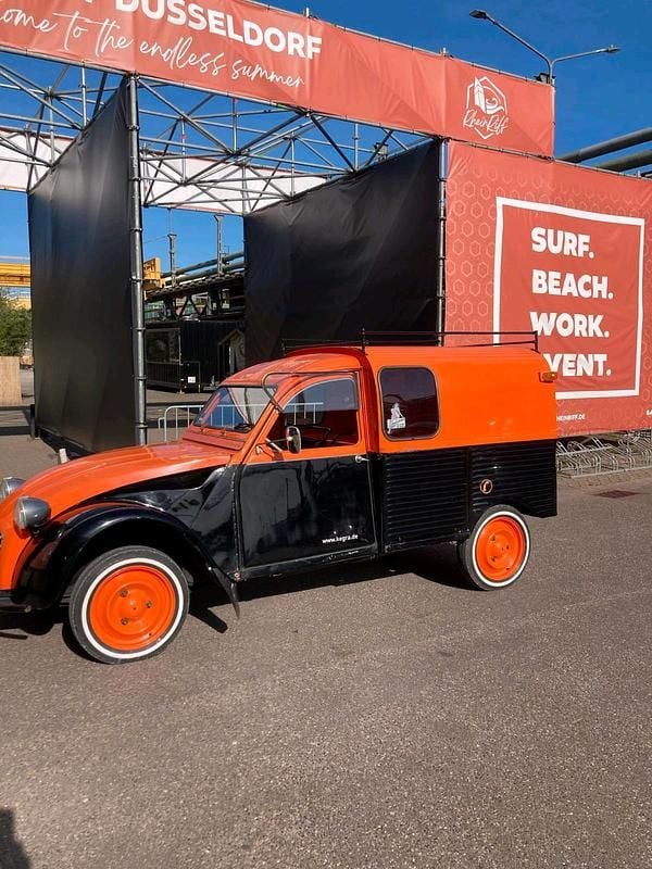 Orange Gebraucht 1970 Citroën 2CV Limousine | 7.750 € - Bild 1/4
