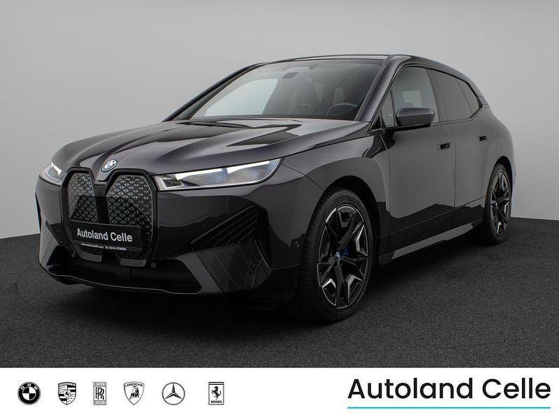 Grau Gebraucht 2022 BMW iX Sport Line SUV | 48.999 € (Fairer Preis) - Bild 1/4