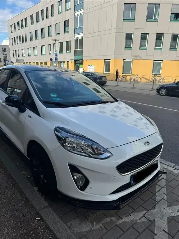 Gebraucht Ford Fiesta Active 125 PS (91 kW) 2020 Weiß Kleinwagen