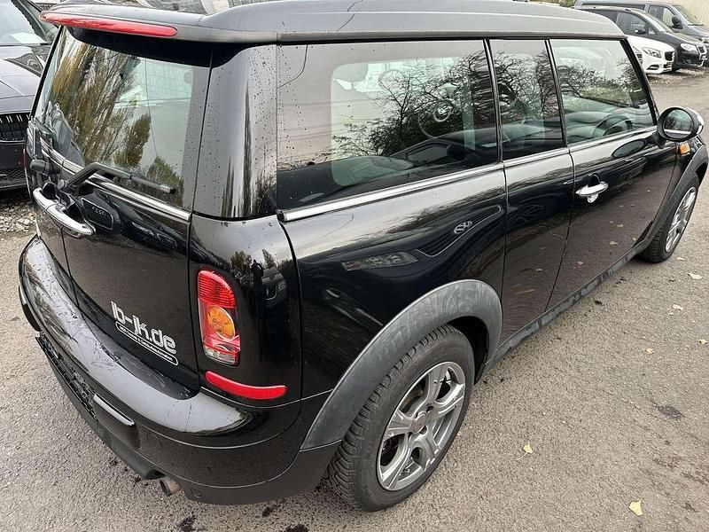 Gebraucht Mini One Clubman 98 PS (72 kW) 2010 Midnight black metallic Kombi