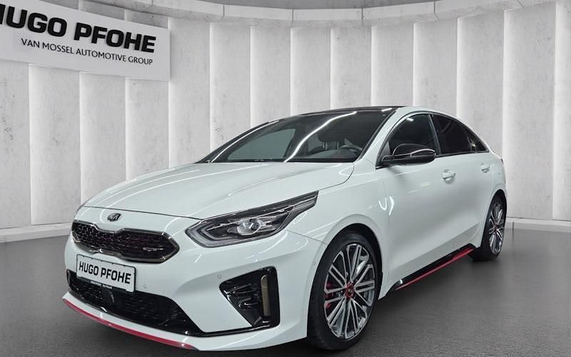 Weiß Gebraucht 2021 Kia ProCeed Kleinwagen | 26.850 € (Fairer Preis) - Bild 1/4