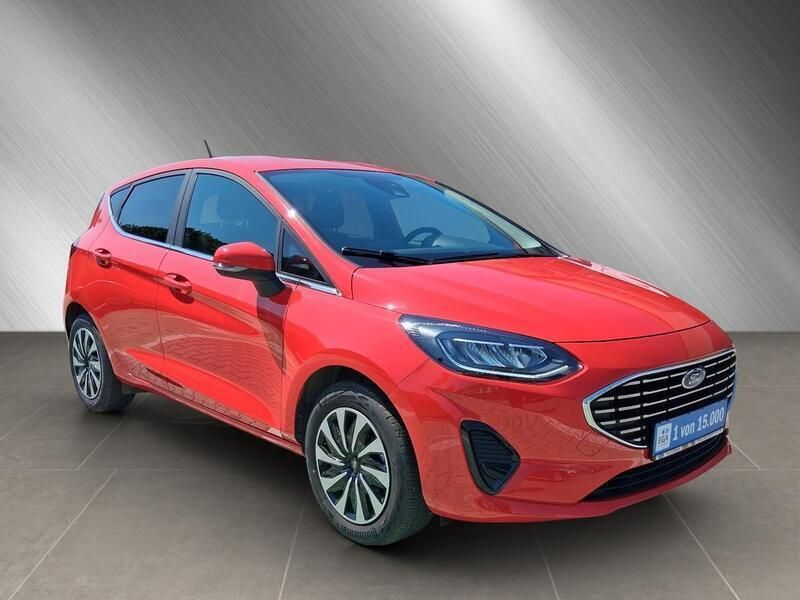 Gebraucht Ford Fiesta Titanium 75 PS (55 kW) 2023 Rot Kleinwagen
