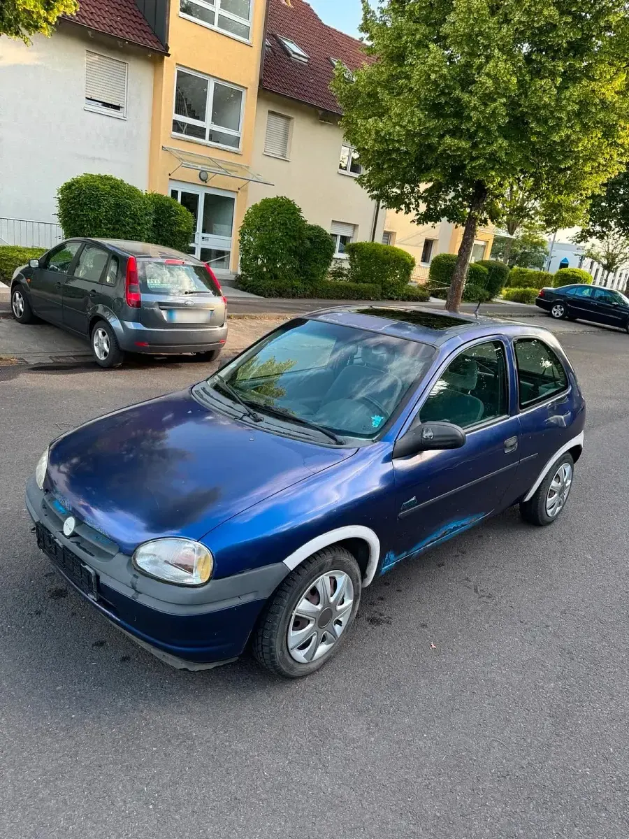 Gebraucht Opel Corsa 60 PS (44 kW) 1998 Blau Kleinwagen