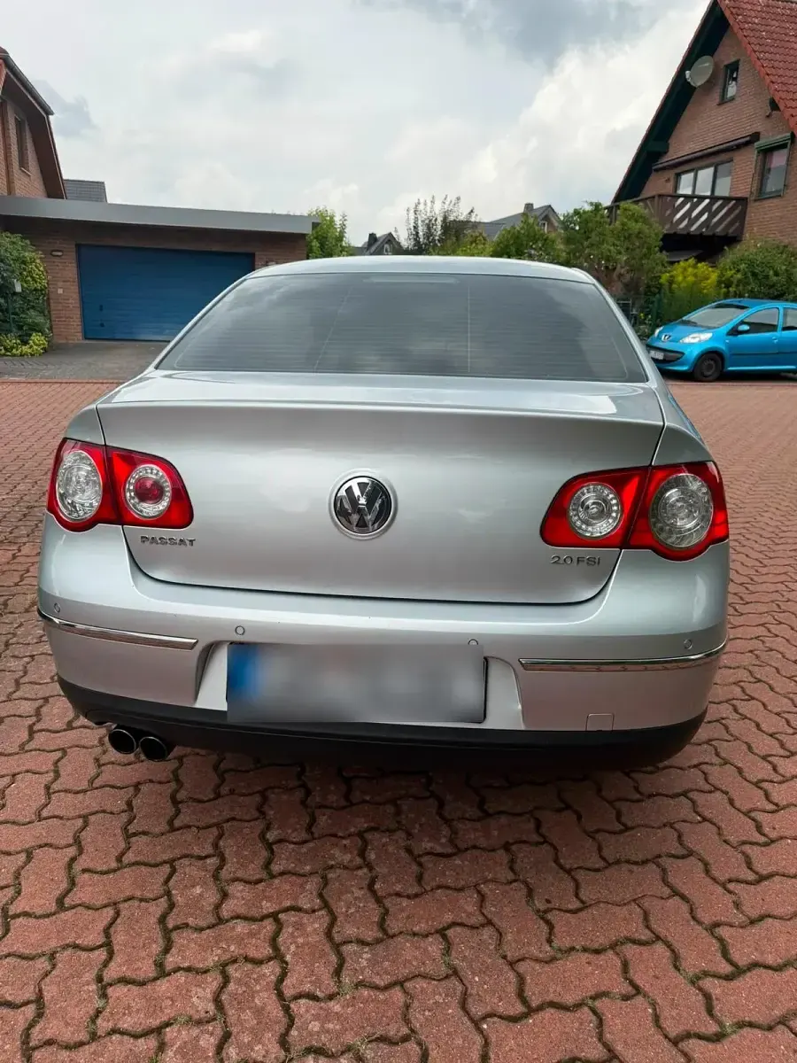Gebraucht VW Passat 150 PS (110 kW) 2007 Grau Limousine