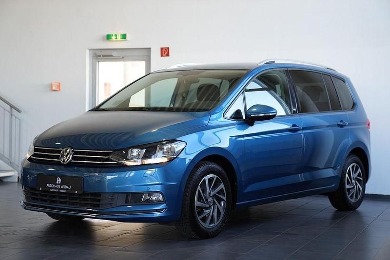Caribbean blue Gebraucht 2017 VW Touran Sound Van / Kleinbus | 21.490 € (Fairer Preis) - Bild 1/4