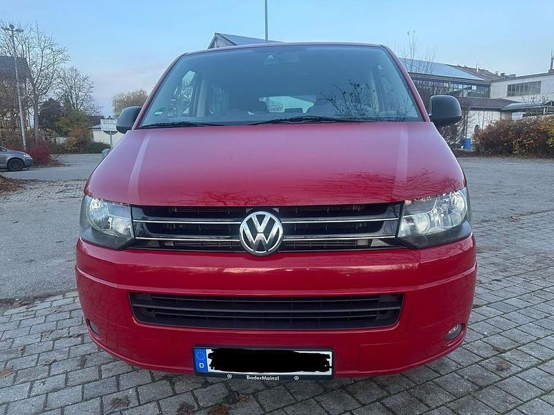 Rot Gebraucht 2011 VW Multivan Startline Van | 17.900 € (Fairer Preis) - Bild 1/4