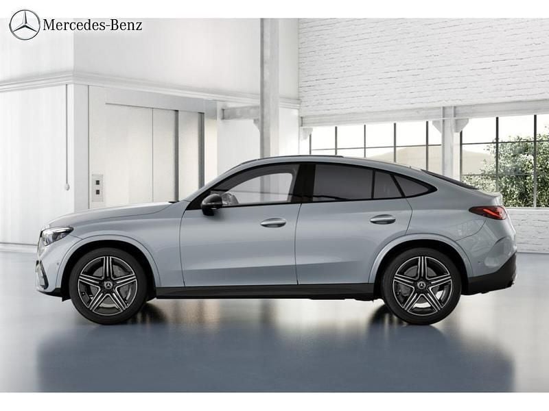 Gebraucht Mercedes GLC300 AMG 269 PS (197 kW) 2025 Metalliclack hightechsilber Coupé