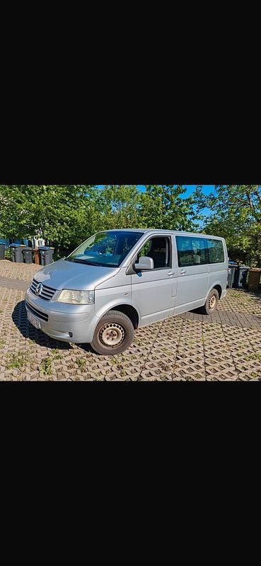 Silber Gebraucht 2009 VW T5 Van | 4.900 € (Superpreis) - Bild 1/4