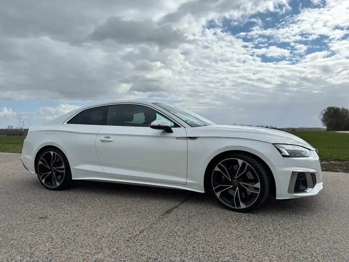 Gebraucht Audi S5 Ambiente 354 PS (260 kW) 2022 Weiß Coupé