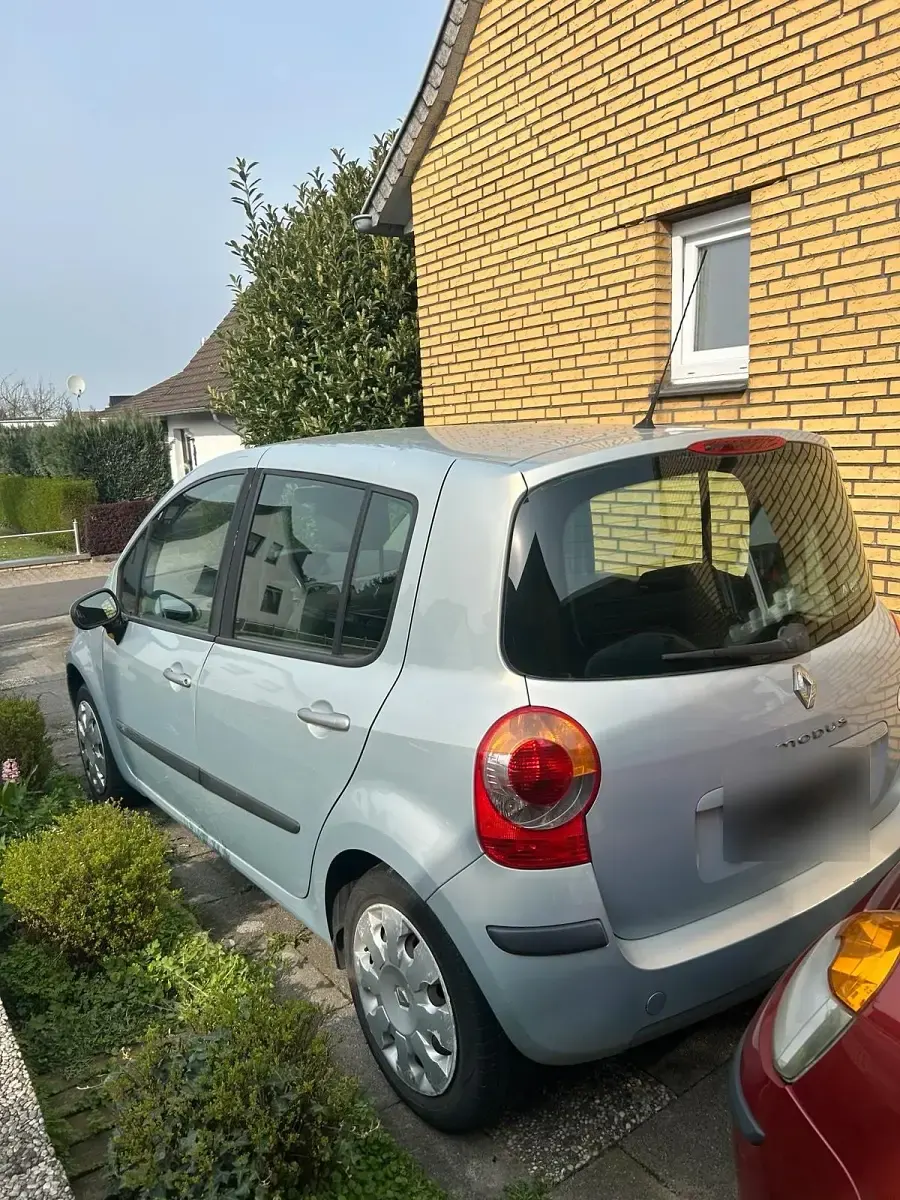 Second-hand Renault Modus 75 CP (55 kW) 2005 Gri Monovolum