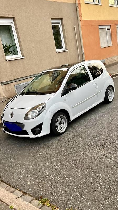 Weiß Gebraucht 2009 Renault Twingo Kleinwagen | 1.500 € (Etwas zu teuer) - Bild 1/4