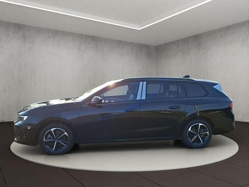 Neu Opel Astra Edition 131 PS (96 kW) 2025 Karbon schwarz (metallic) Kombi